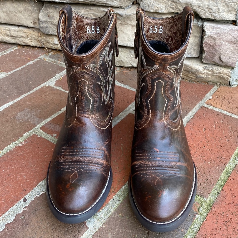Ariat Unbridged Billy Ankle Bootie Western Leather SZ 6.5B